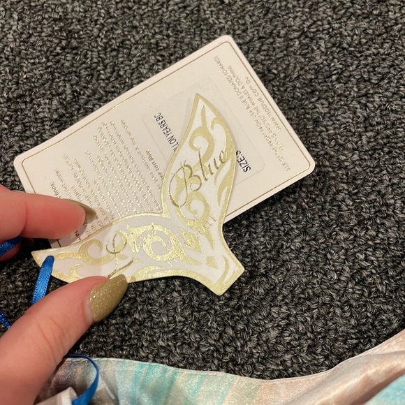 Brand new silk multi color button shorts size small - Picture 4 of 5